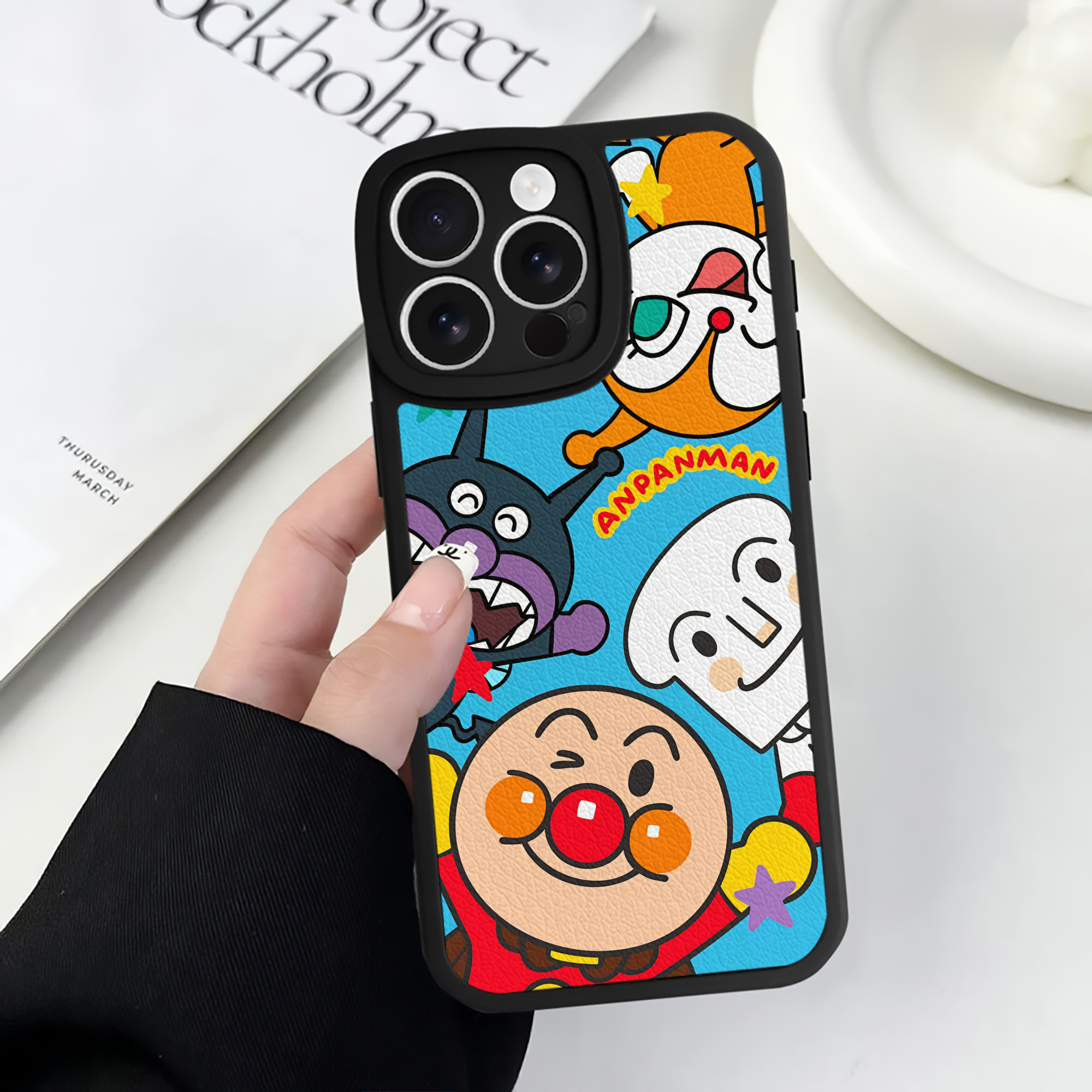 （画像用） アンパンマン Anpanman 【iPhone 16シリーズ対応】シリコンスマホケース（レザー調） 材質：シリコン